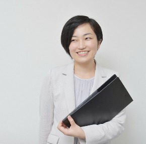 (画像１)尾形さくらプロフィール写真.jpg