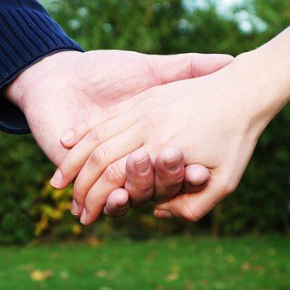 hands-269286__340-e1483968569778.jpg