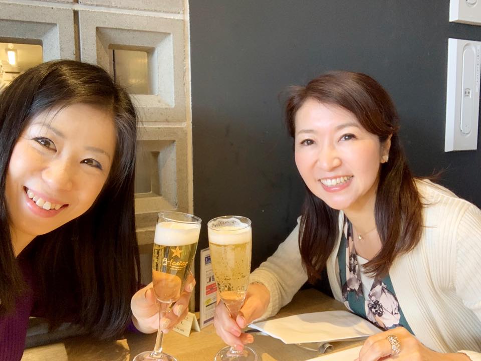 関根里佳子さんと乾杯20190306