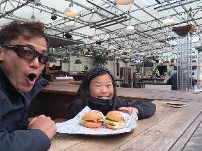 オークランドのハンバーガー屋