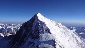 Everest-top.jpg