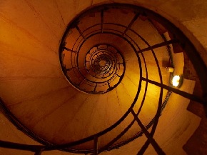 stairs-spiral-arc-de-triomphe-paris-73375.jpeg