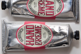 aluminum-tubes-187804_960_720.jpg