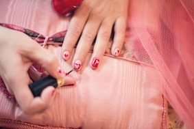 painting-fingernails-635261_960_720.jpg