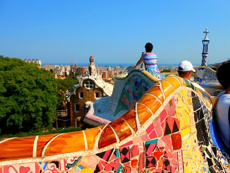 barcelona-583893__340.jpg