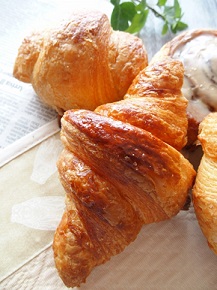 クロワッサン縮小.jpg