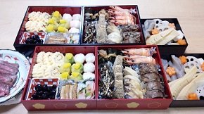 さやこさんのおせち全貌290.jpg