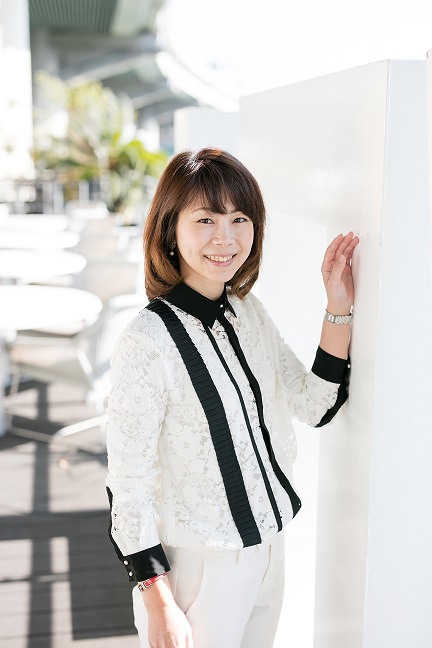 プロフィール