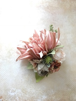 pink dalia corsage1.jpg