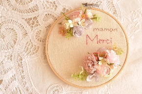 刺繍枠リース１.jpg