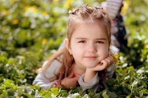girl-1250679_640.jpg