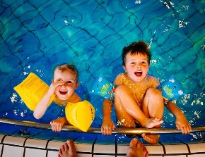 swimming-933217_640.jpg
