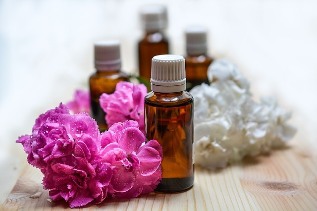 essential-oils-1433694_640.jpg