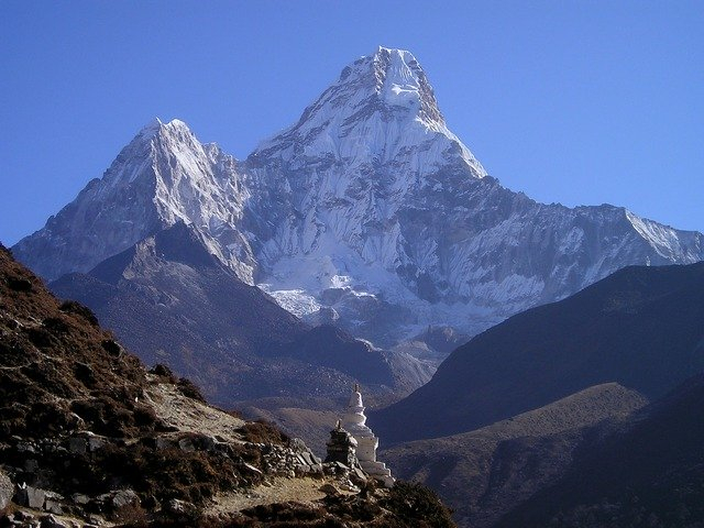 himalayas-409_640.jpg