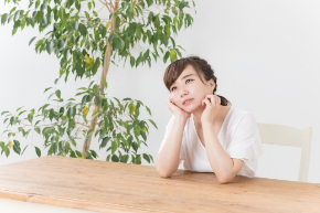 悩み・女性.jpg
