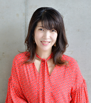 岡部真由美プロフィール.jpg