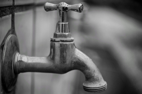 faucet-4876800_1280.jpg